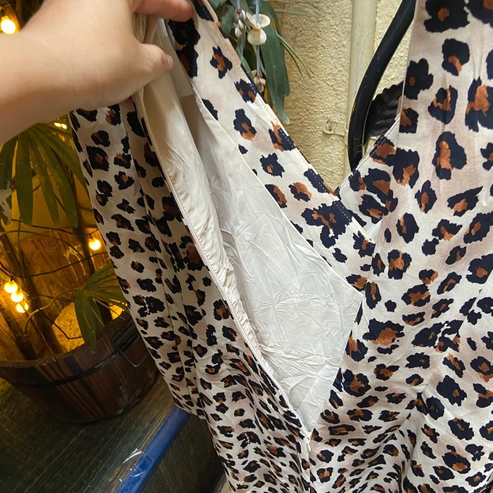 Animal Print Dress. Size - M - Picture 14 of 15